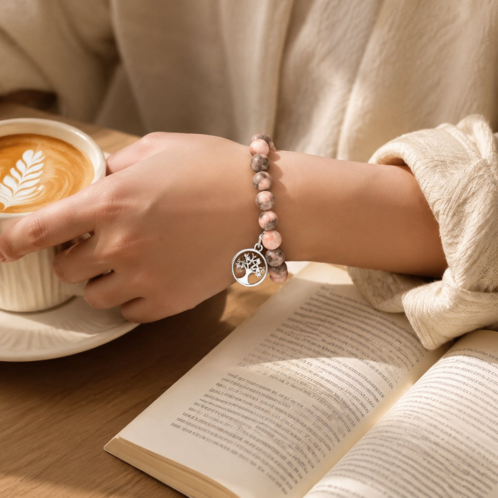 Natural stone bead bracelet, Tree of Life pendant, suitable as a gift for women, sisters-in-law, or other female companions.